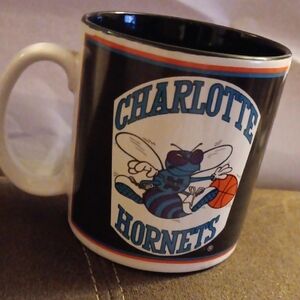 Black and White Ceramic Dining Mug